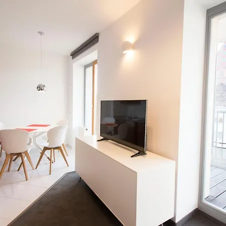 Happy Estate - Trakt Kupiecki アパート