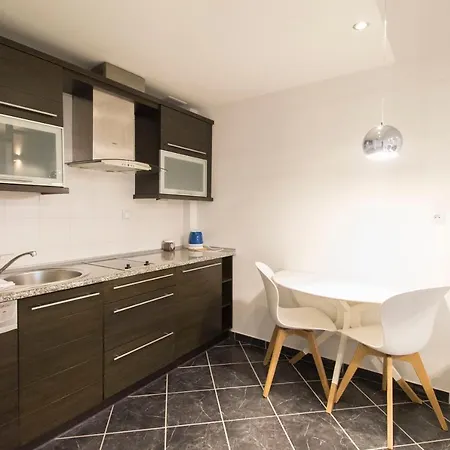 Happy Estate Apartments - Trakt Kupiecki Apartment